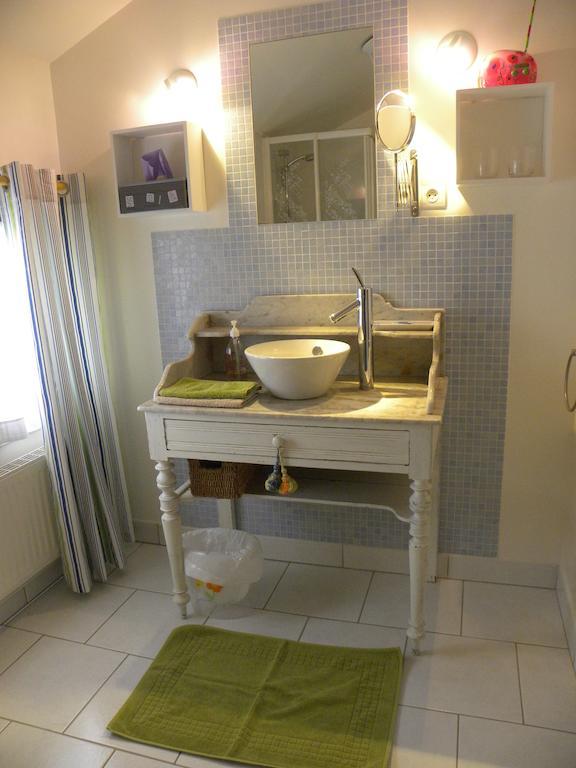 Entre Cour Et Jardin Hotell Châlons-en-Champagne Rom bilde